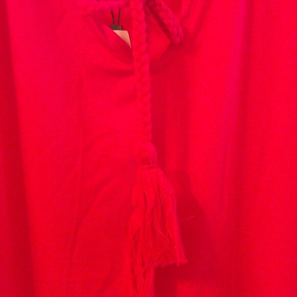 Women's Cable & Gauge Bright Rose top w/pretty shoulder detail -NWT- size Medium - Picture 5 of 12